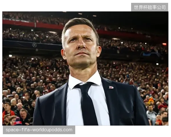 朗尼克的战术哲学本身具备高风险性，球员执行时需精确拿捏防守动作尺度。